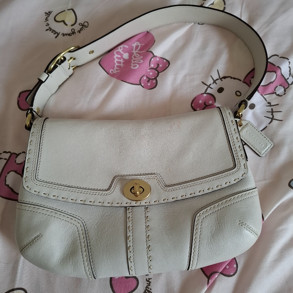 Coach White and Gold Shoulder Bag